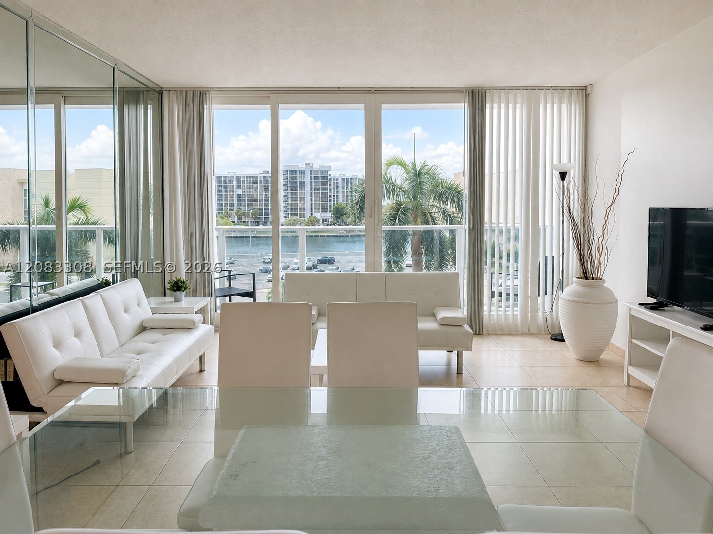 3505 S Ocean Dr 402 Property Photo 19