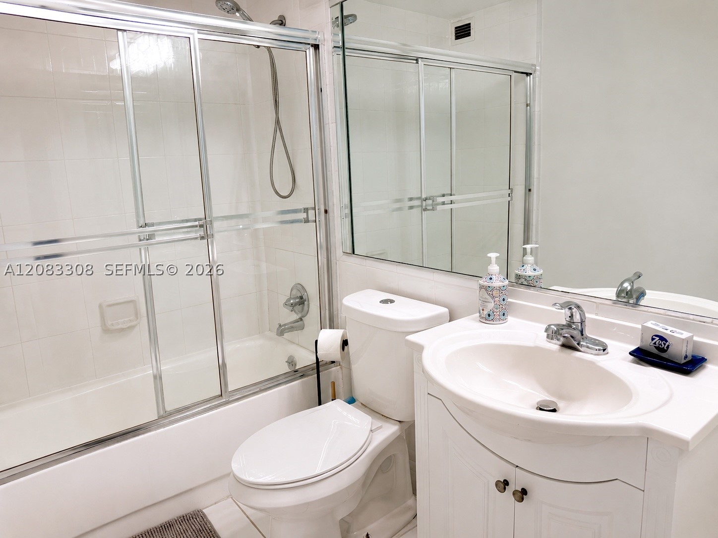 3505 S Ocean Dr 402 Property Photo 23