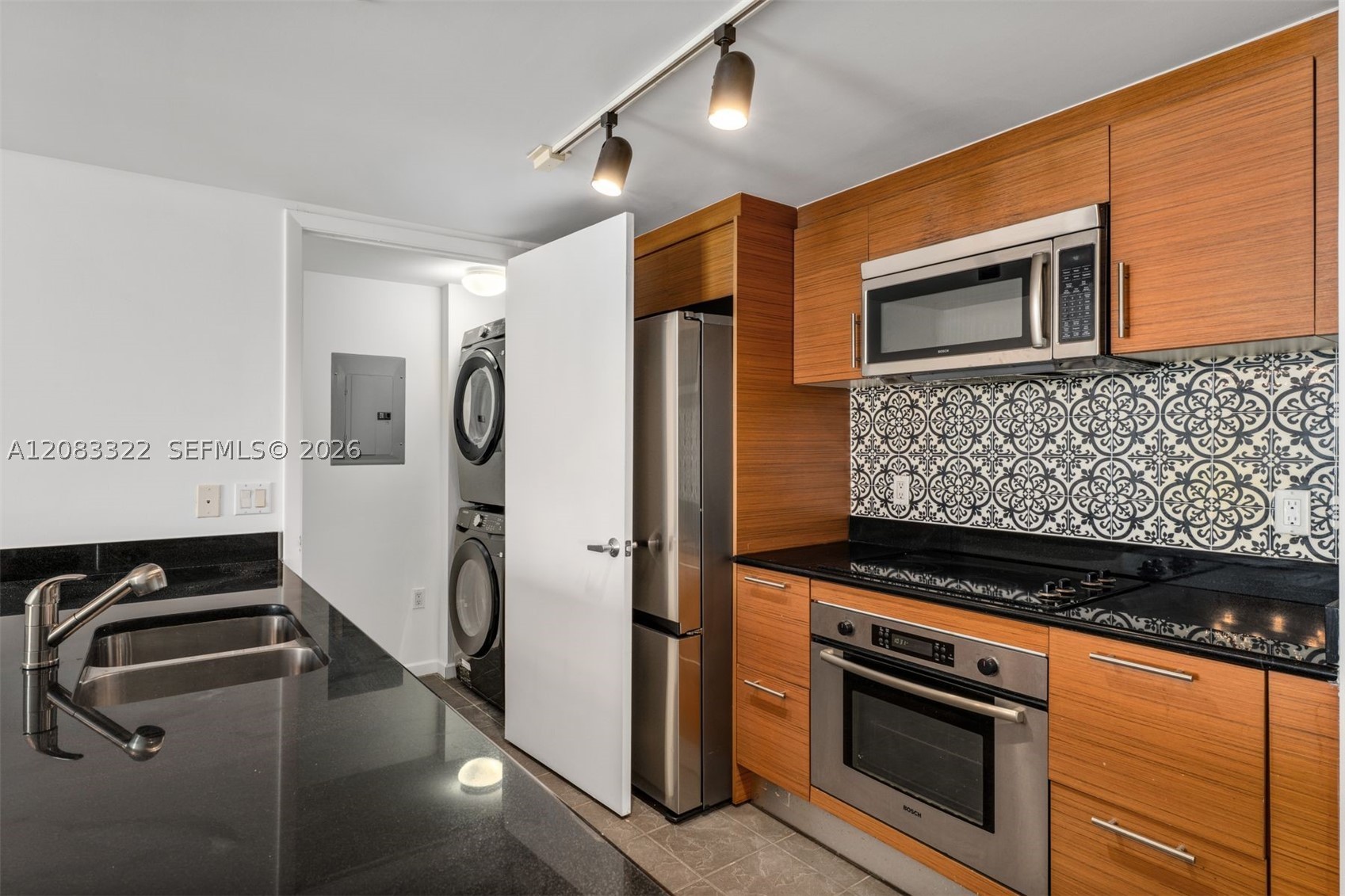 50 Biscayne Blvd 4704 Property Photo 6