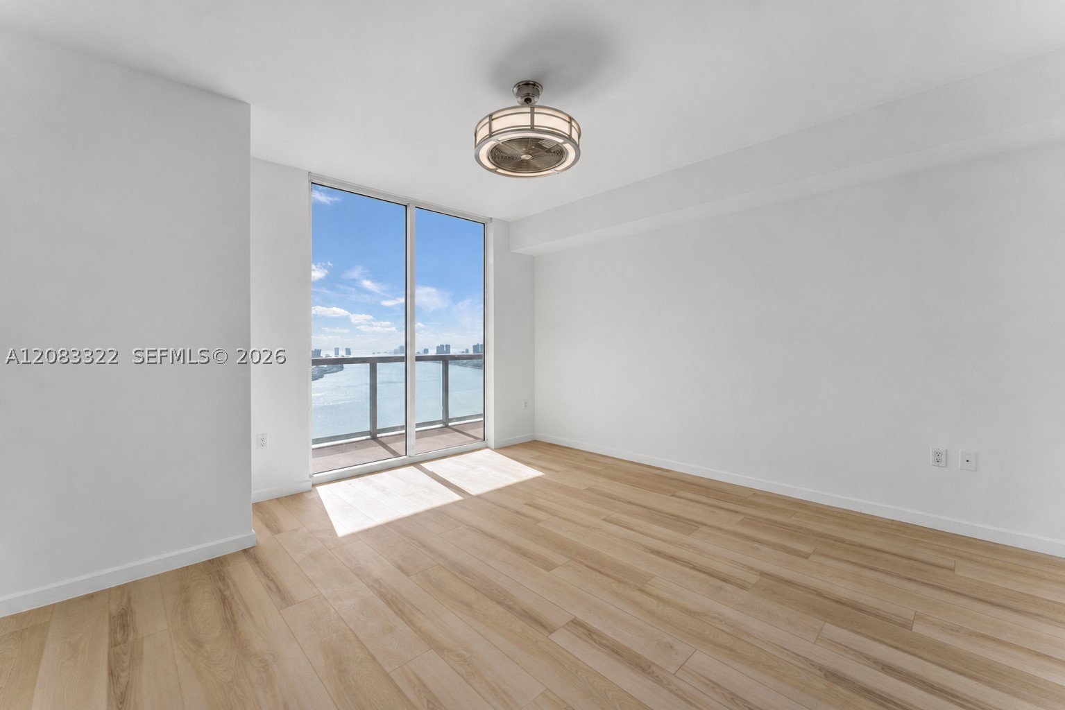 50 Biscayne Blvd 4704 Property Photo 13