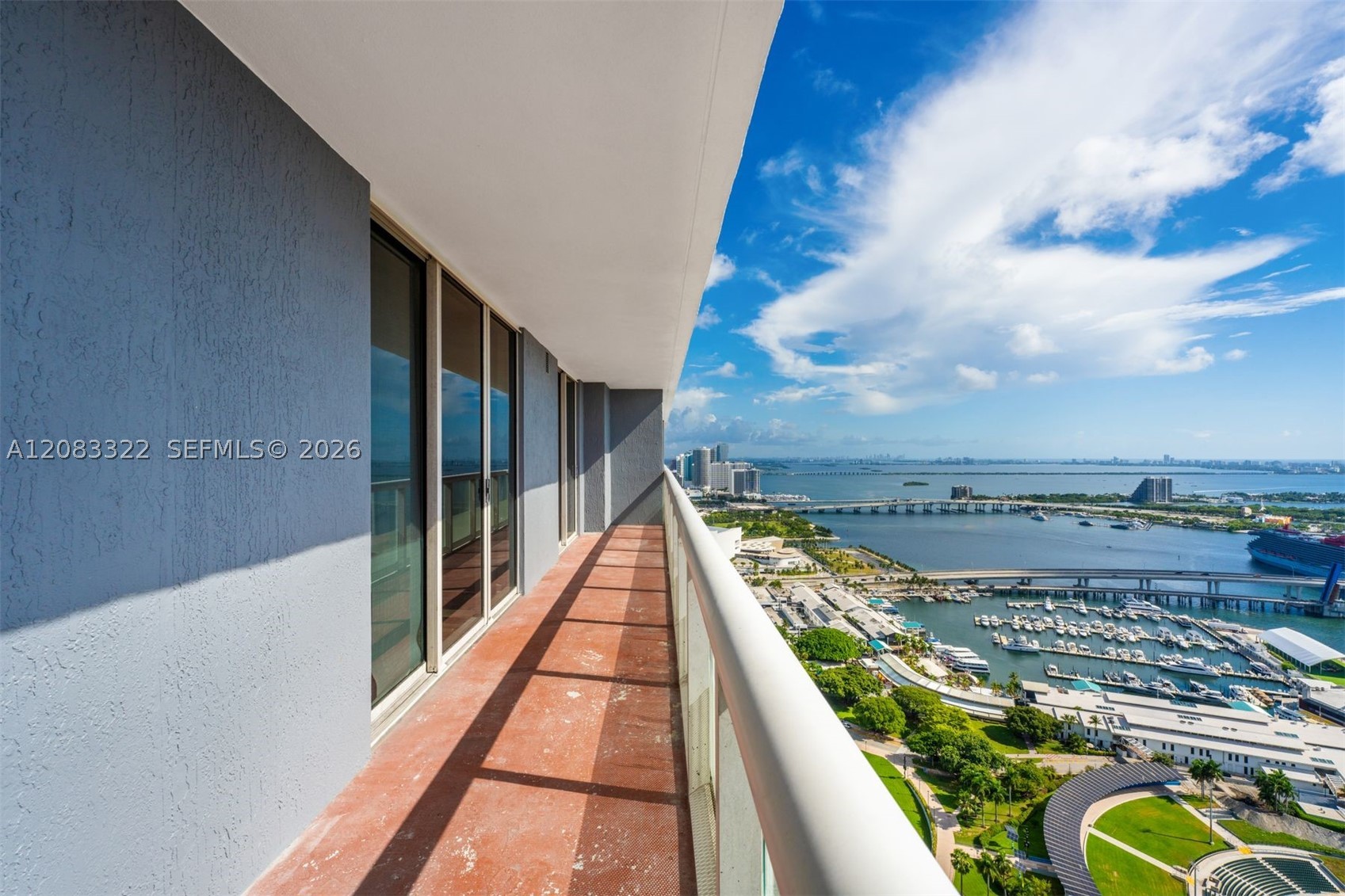 50 Biscayne Blvd 4704 Property Photo 26