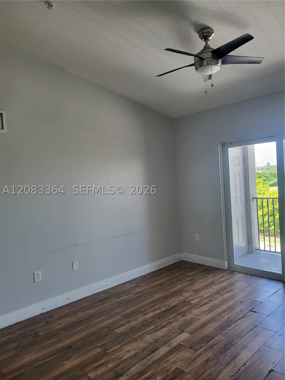 15460 Sw 284th St 4302 Property Photo 4