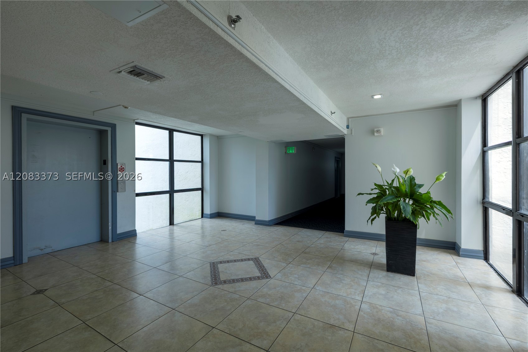 17011 N Bay Rd 716 Property Photo 5
