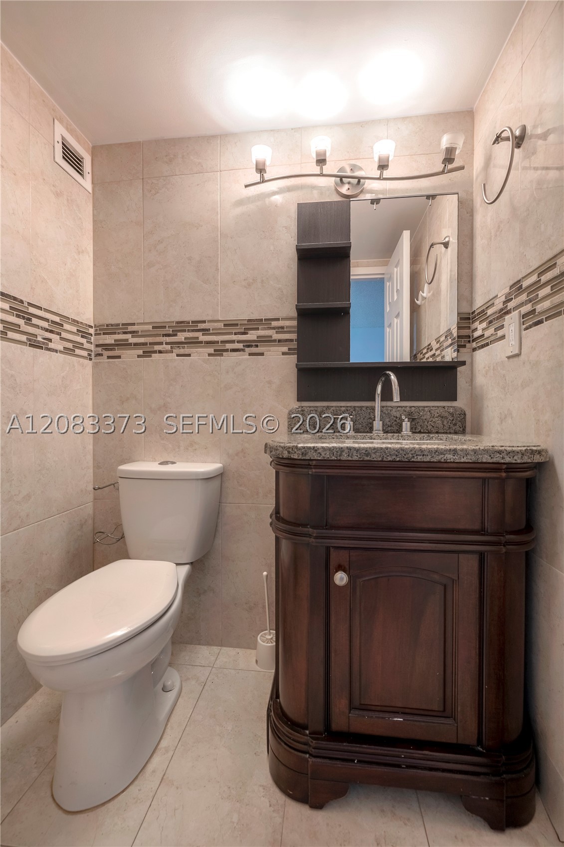 17011 N Bay Rd 716 Property Photo 24