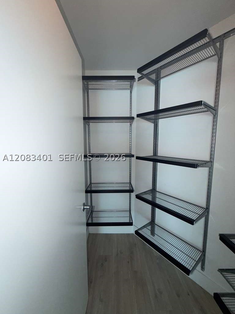 1900 N Bayshore Dr 3007 Property Photo 10
