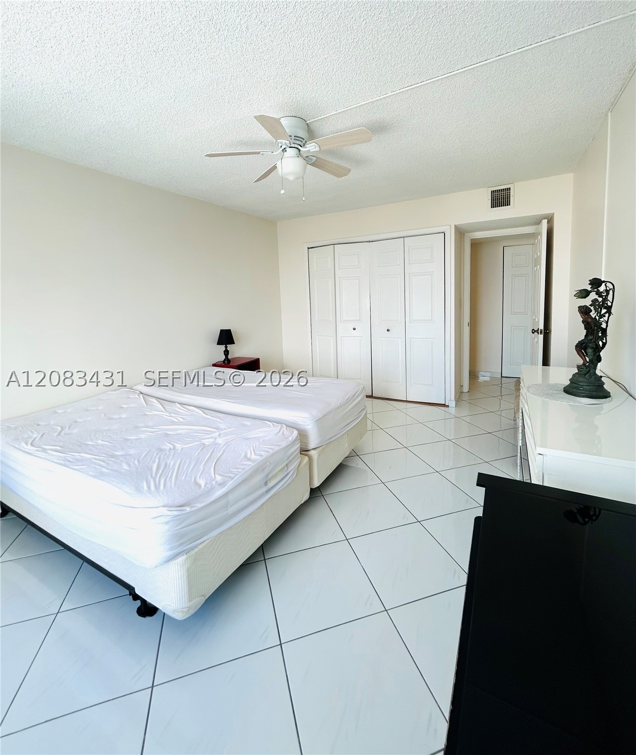 3800 S Ocean Dr 1404 Property Photo 12
