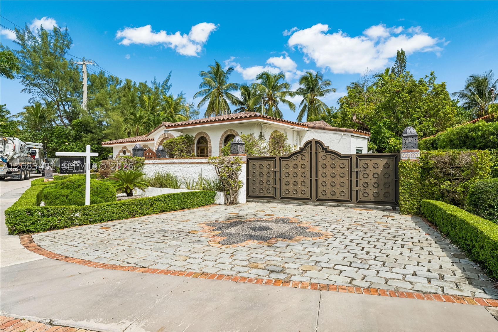 1150 N Biscayne Point Rd Property Photo 5