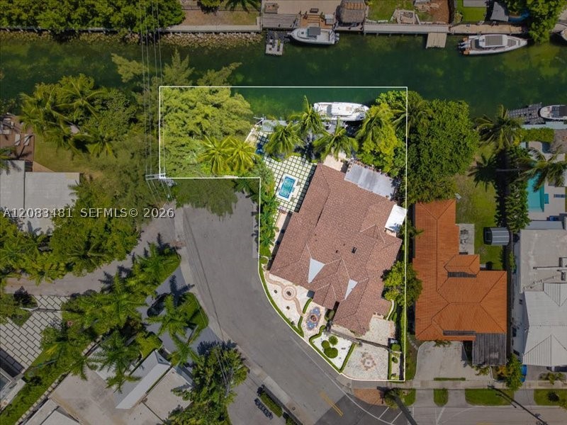 1150 N Biscayne Point Rd Property Photo 18