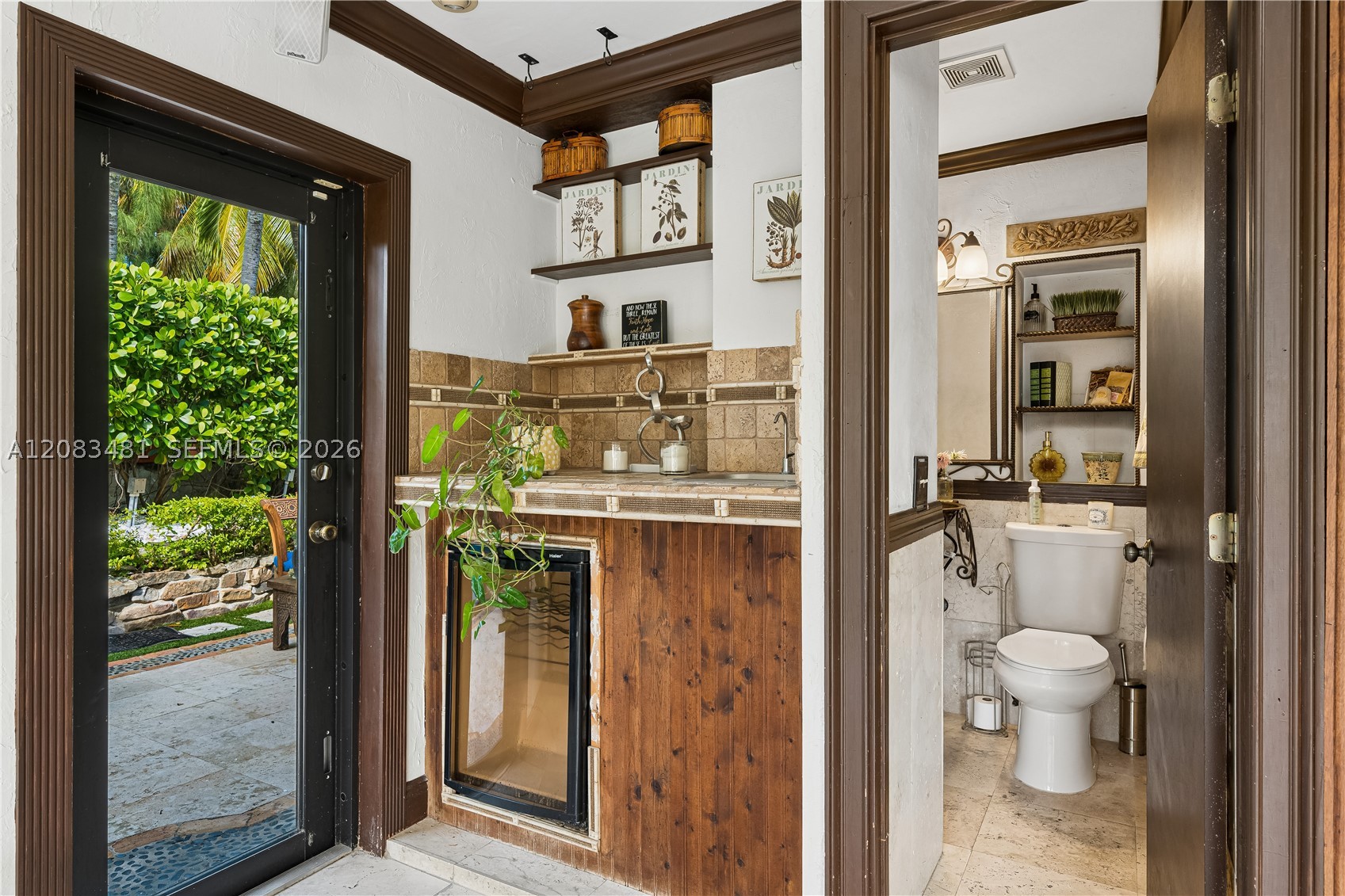 1150 N Biscayne Point Rd Property Photo 18
