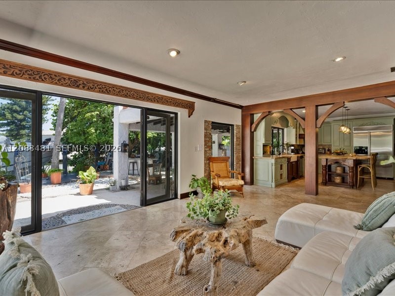 1150 N Biscayne Point Rd Property Photo 33