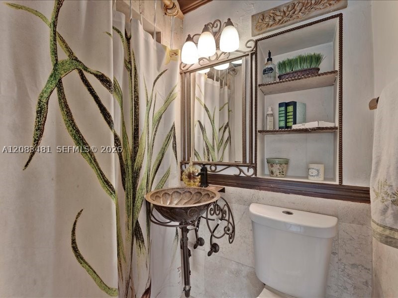 1150 N Biscayne Point Rd Property Photo 42