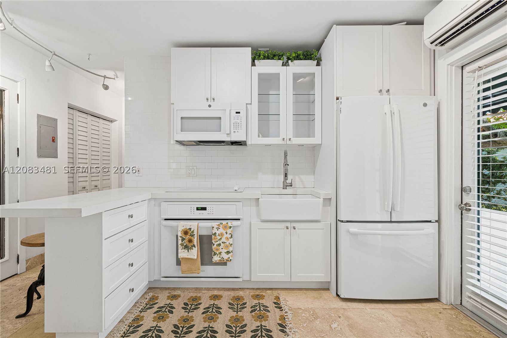 1150 N Biscayne Point Rd Property Photo 44
