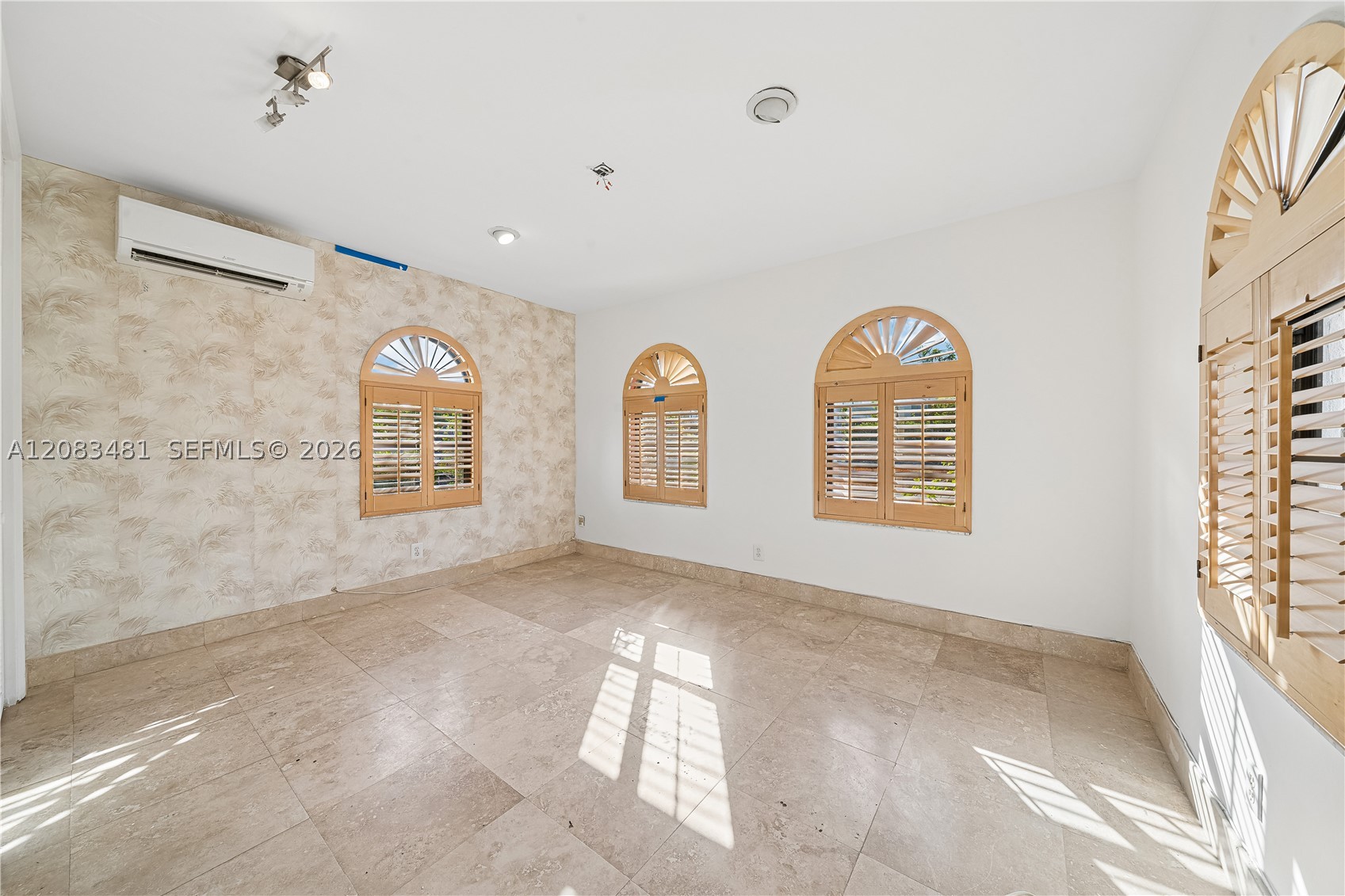 1150 N Biscayne Point Rd Property Photo 46