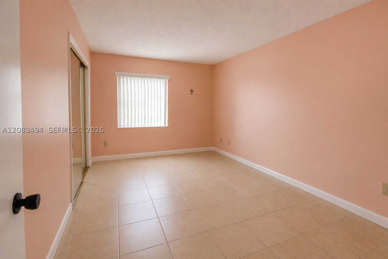 4125 W 11th Ln 52 Property Photo 5