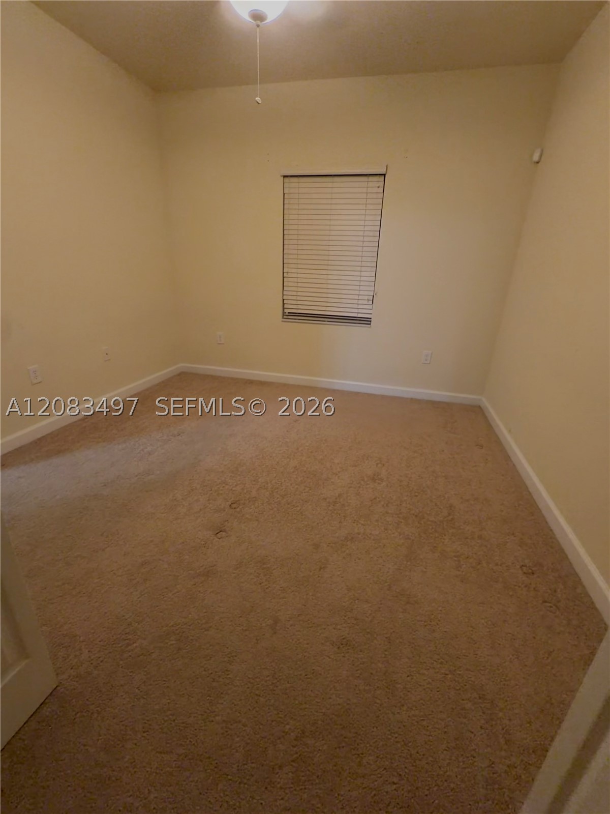 140 Ne 28th Ter Property Photo 10