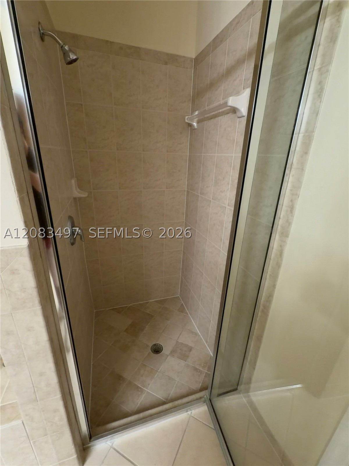 140 Ne 28th Ter Property Photo 28
