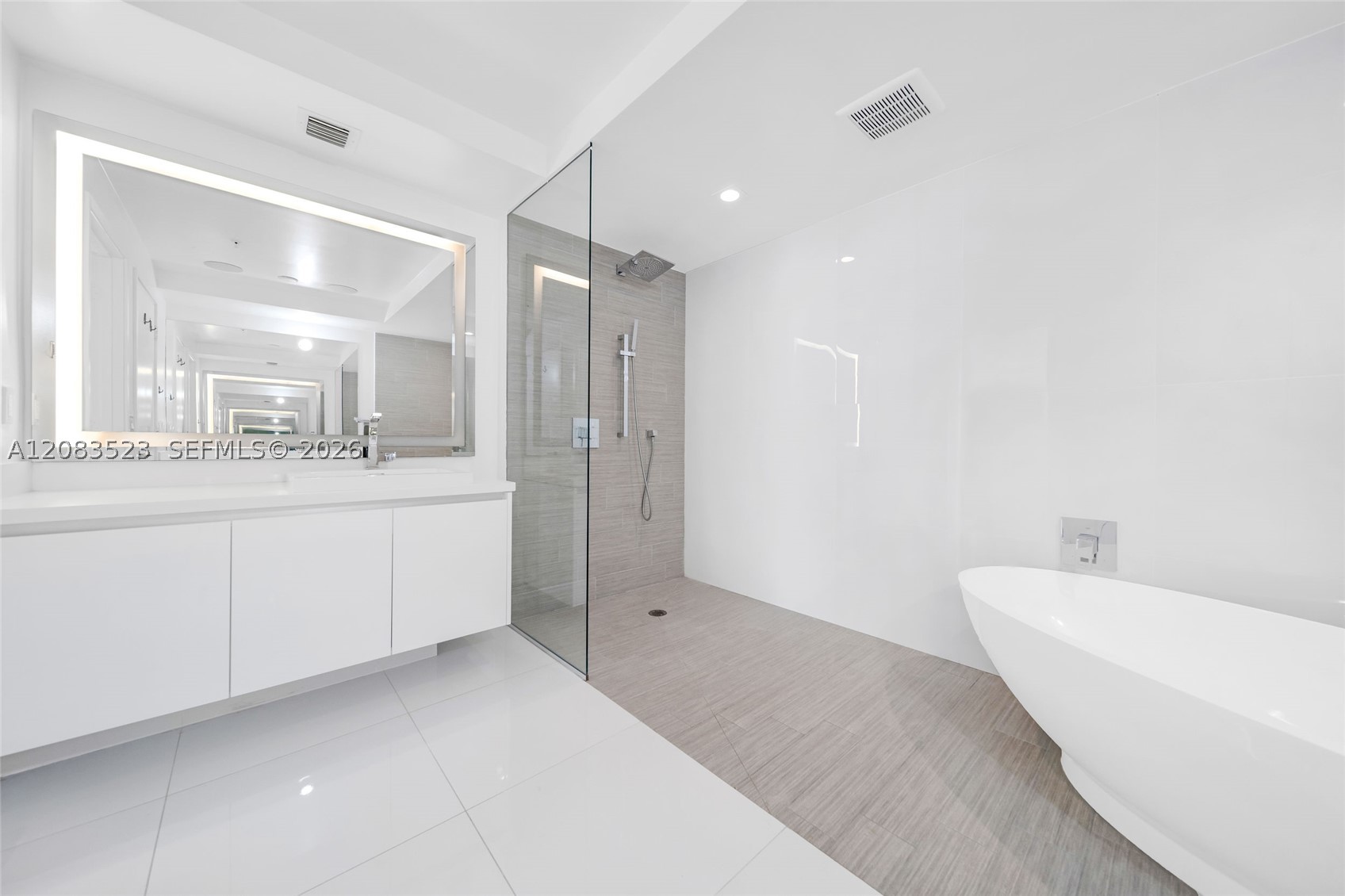 300 Sunny Isles Blvd 4-701 Property Photo 27