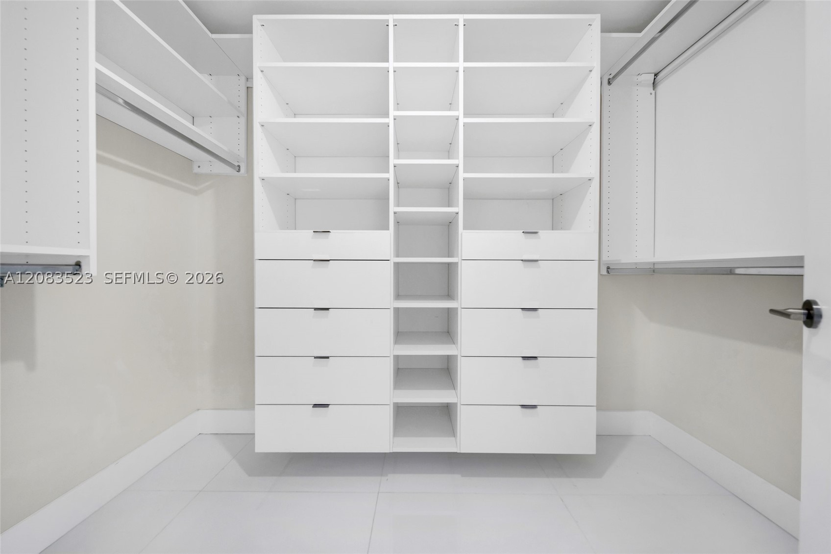 300 Sunny Isles Blvd 4-701 Property Photo 28