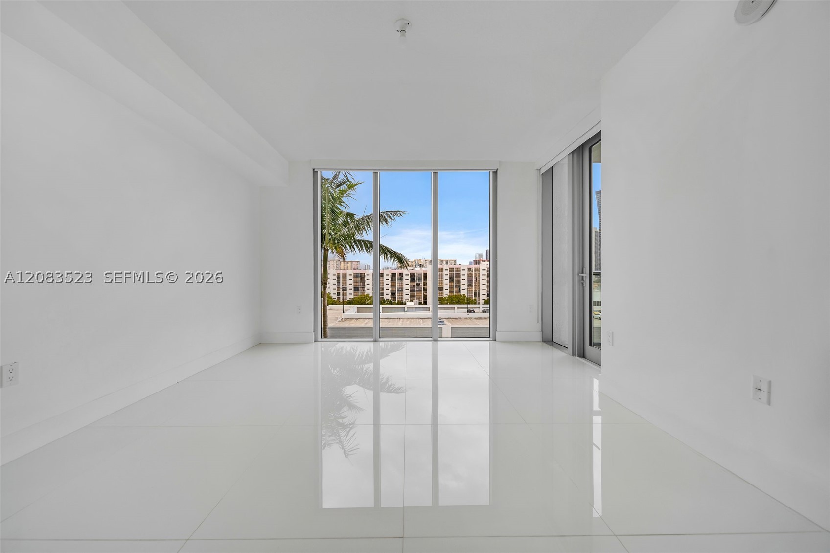 300 Sunny Isles Blvd 4-701 Property Photo 29