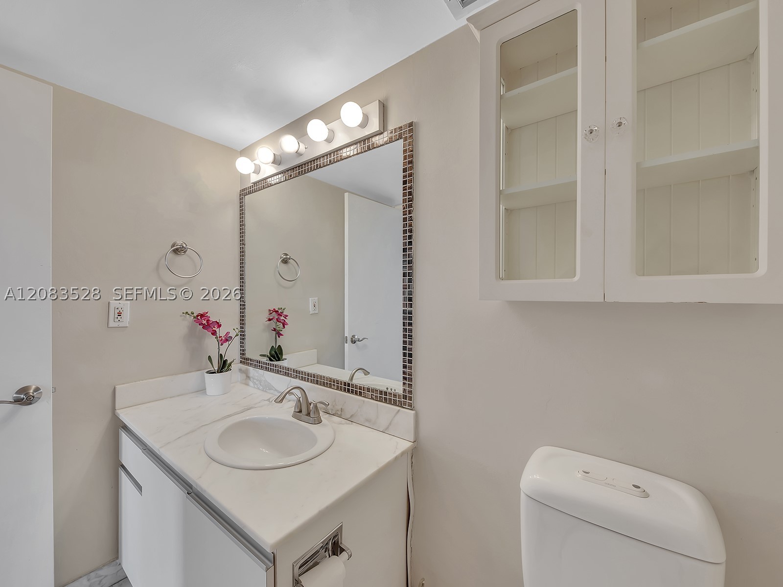 2555 Collins Ave 1604 Property Photo 30