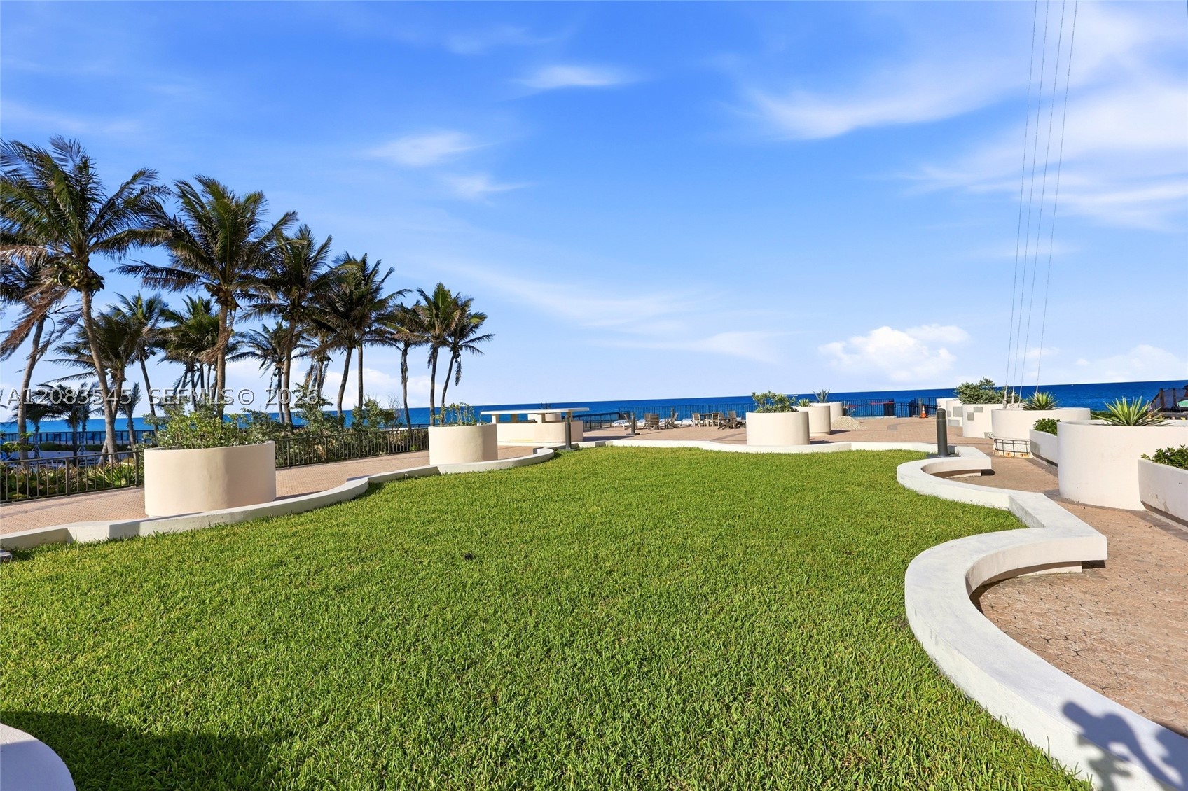 5380 N Ocean Dr 18b Property Photo 23