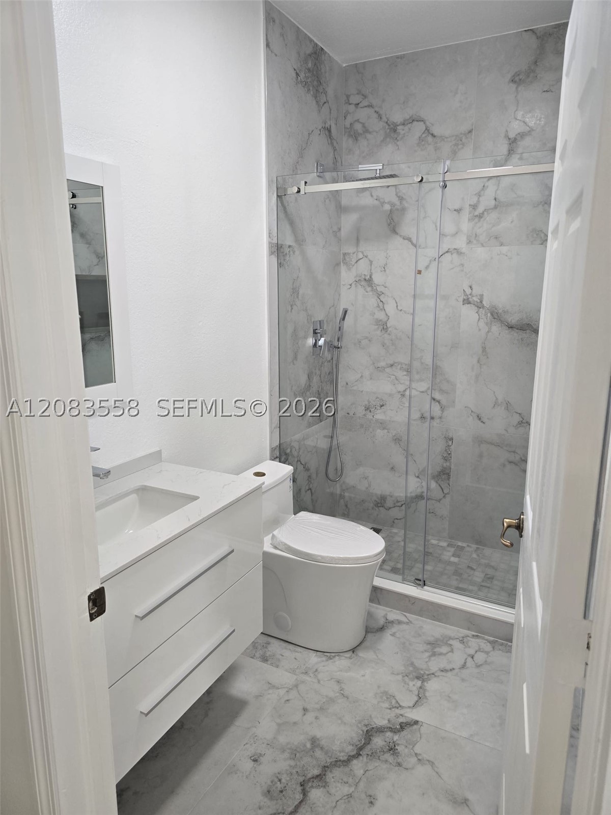 10824 Sw 240th Ln Property Photo 7
