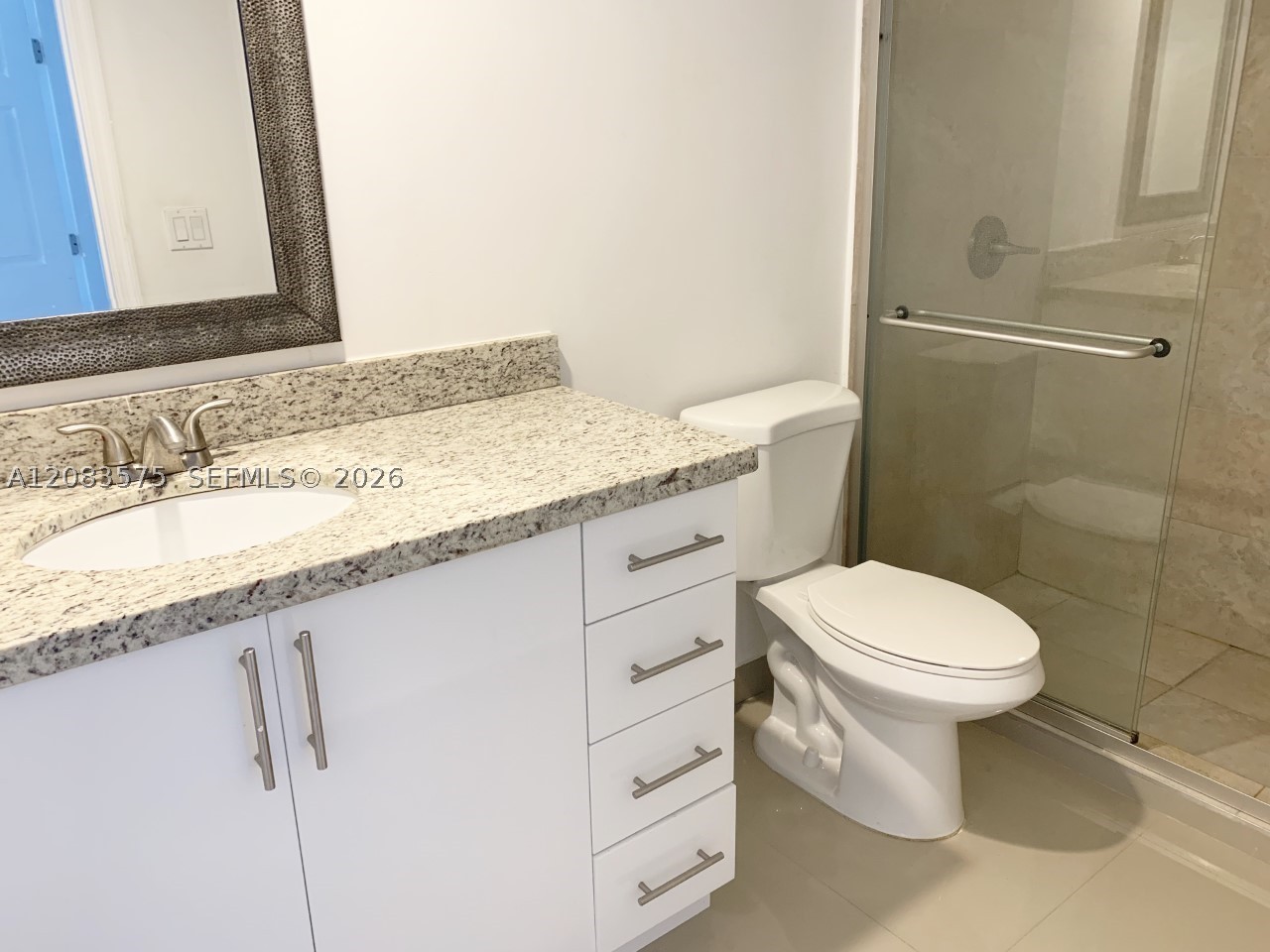 19390 Collins Ave 805 Property Photo 11
