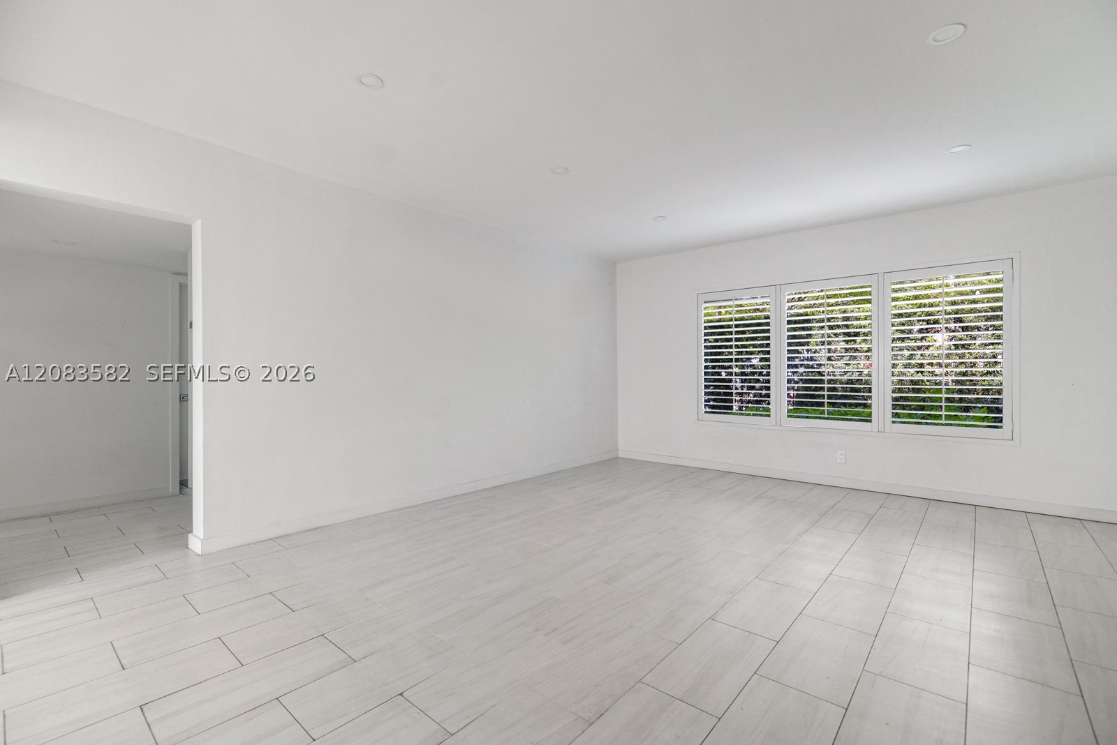 3909 Garden Ave 1 Property Photo 11