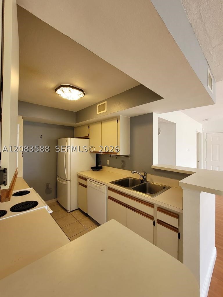 10581 Sw 155th Ct 1228 Property Photo 7