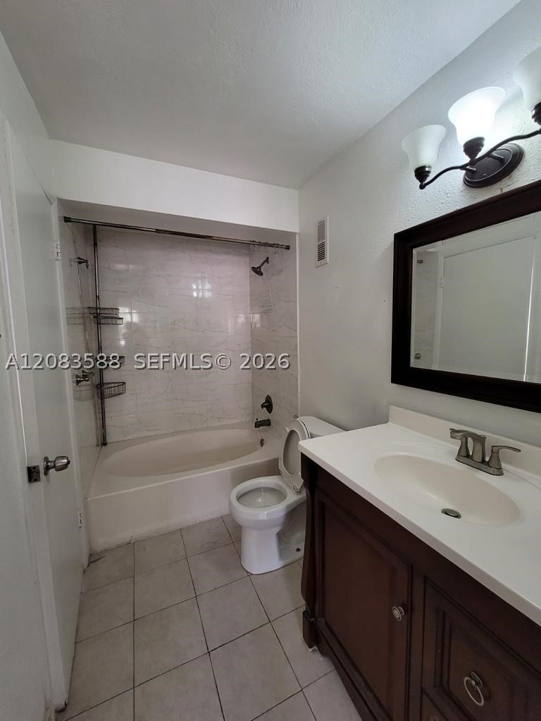 10581 Sw 155th Ct 1228 Property Photo 18