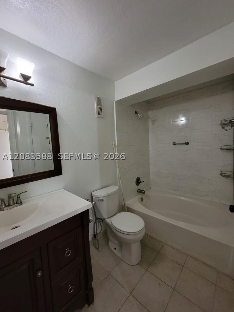 10581 Sw 155th Ct 1228 Property Photo 19