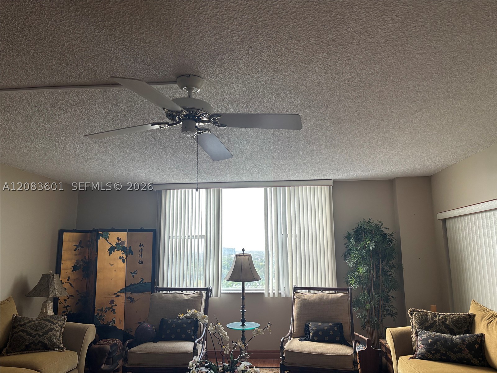 3800 Hillcrest Dr 1011 Property Photo 5
