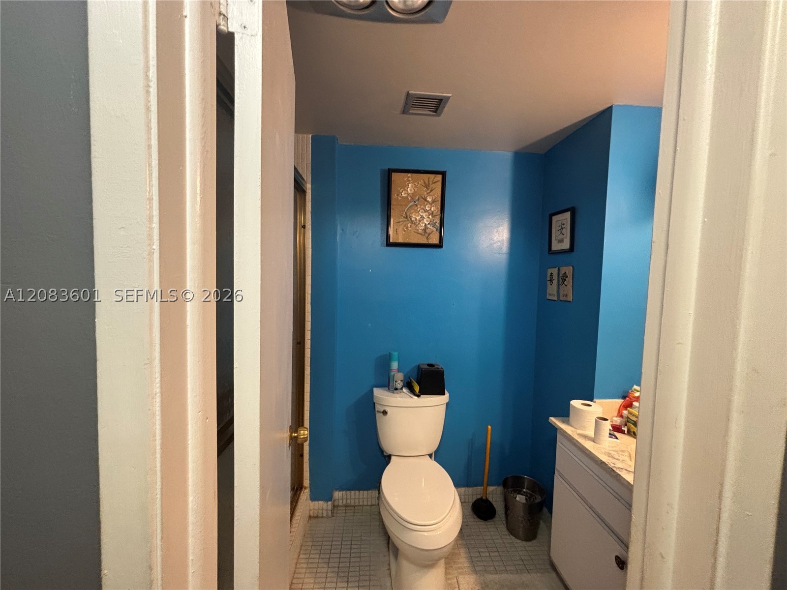 3800 Hillcrest Dr 1011 Property Photo 10