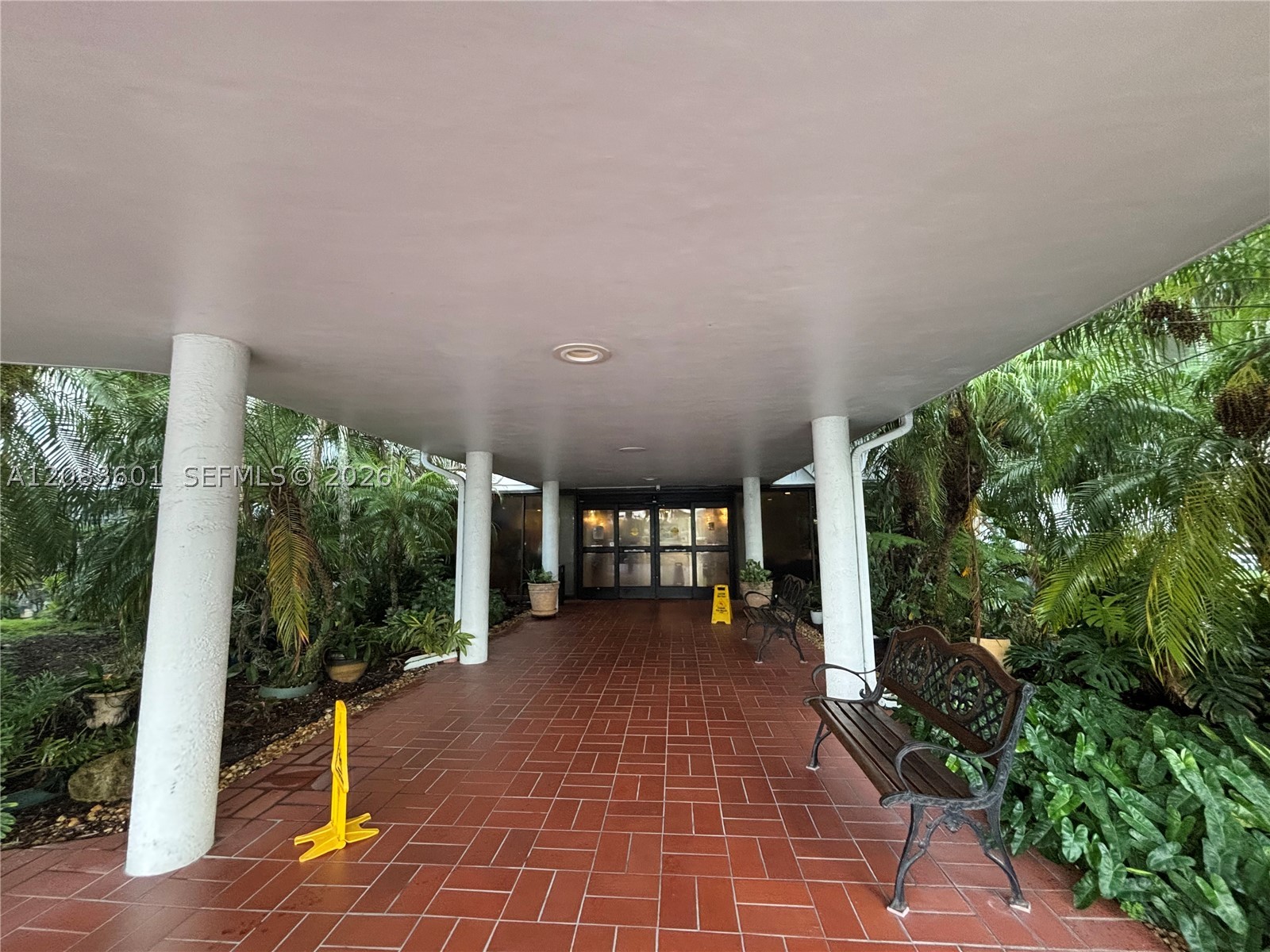3800 Hillcrest Dr 1011 Property Photo 29
