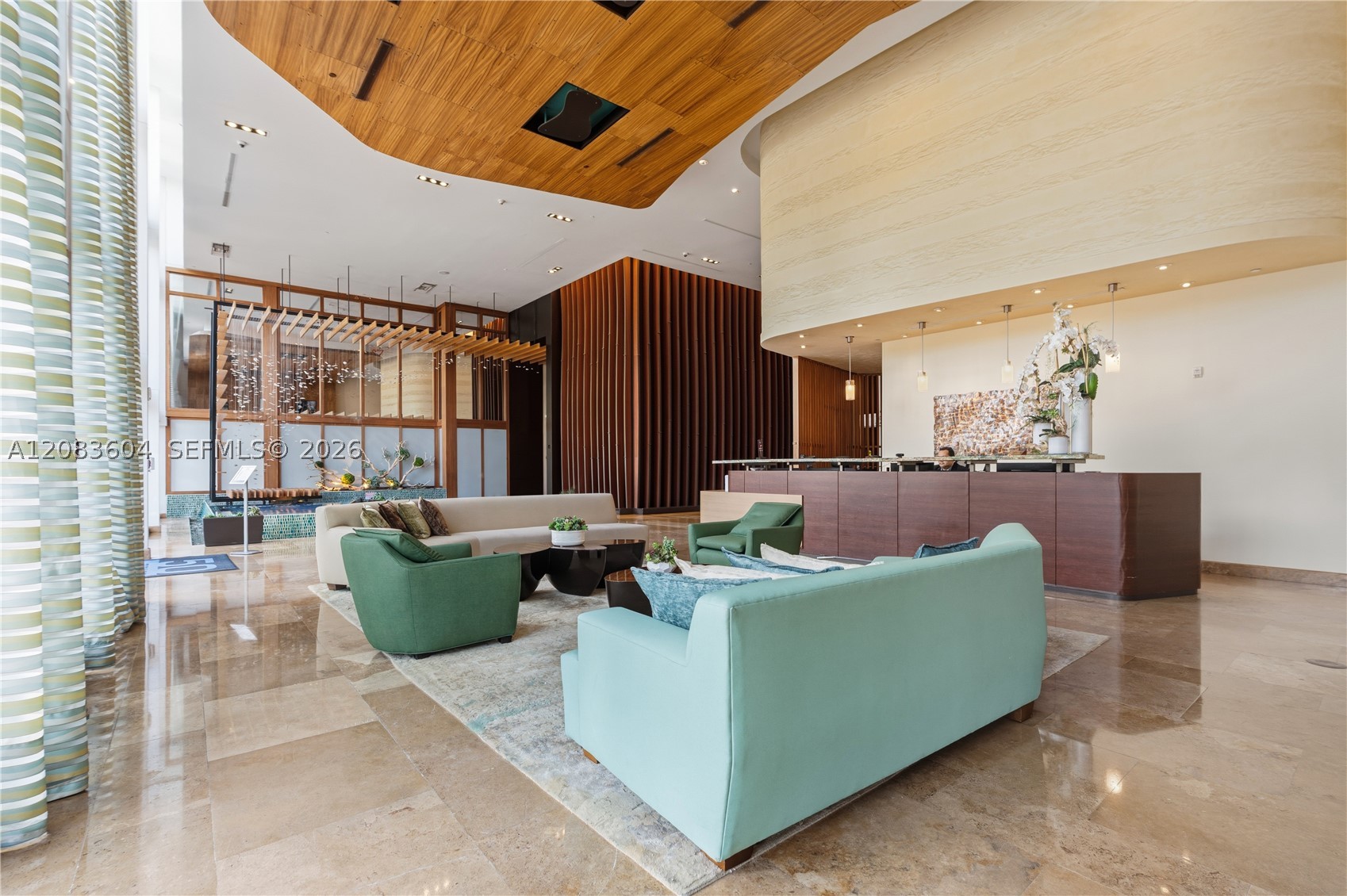 50 Biscayne Blvd 902 Property Photo 2