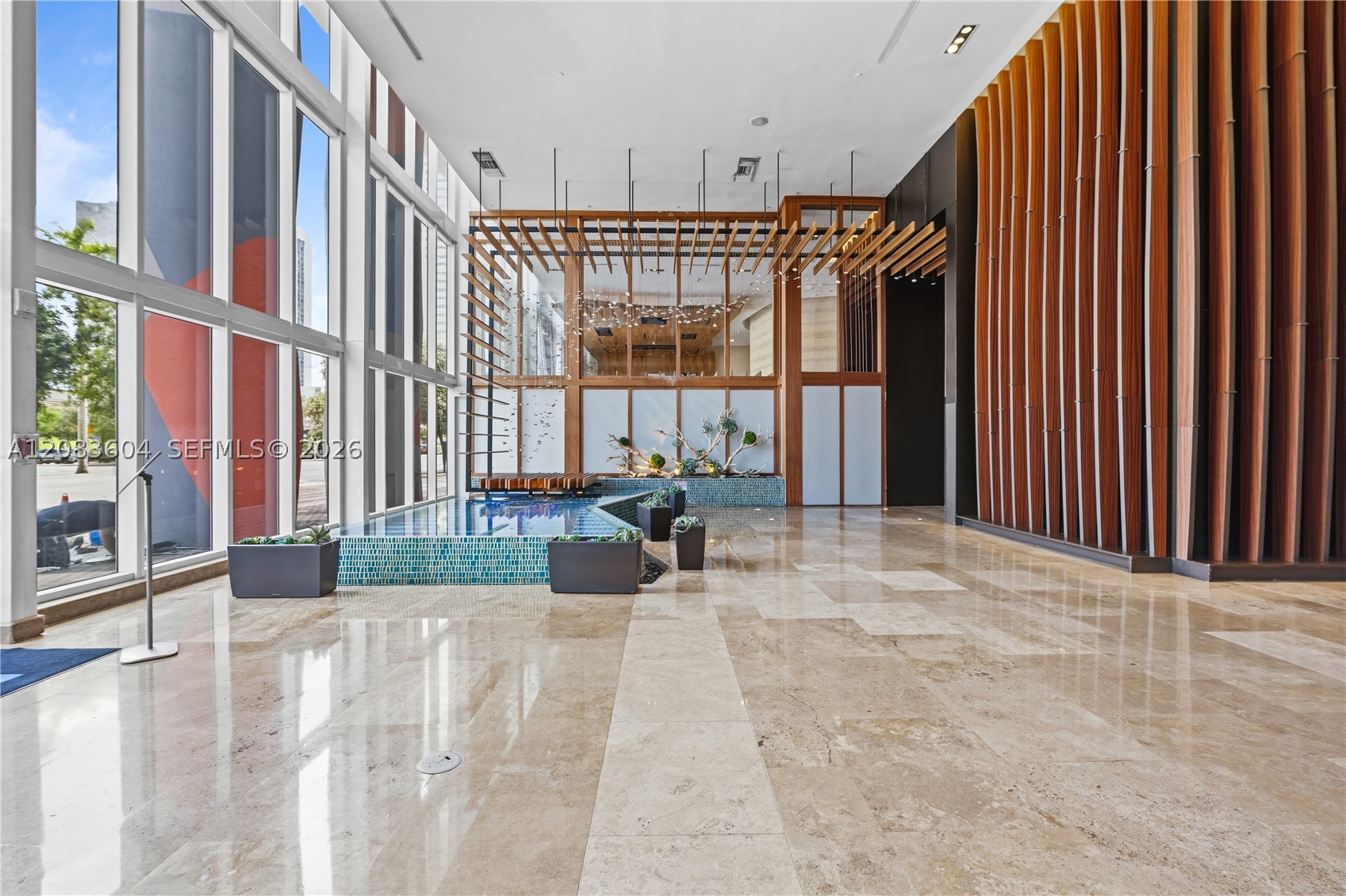 50 Biscayne Blvd 902 Property Photo 3