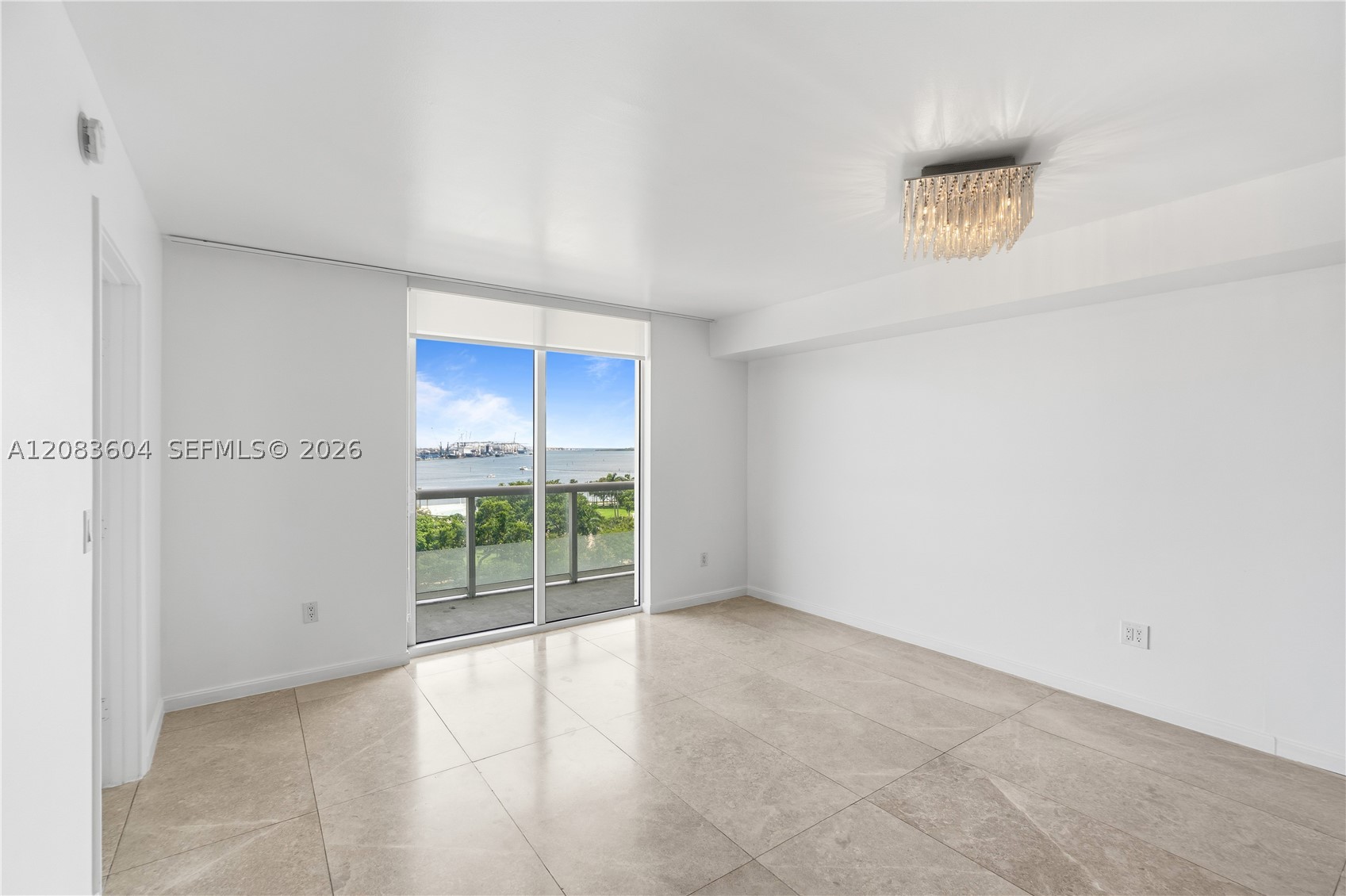 50 Biscayne Blvd 902 Property Photo 18