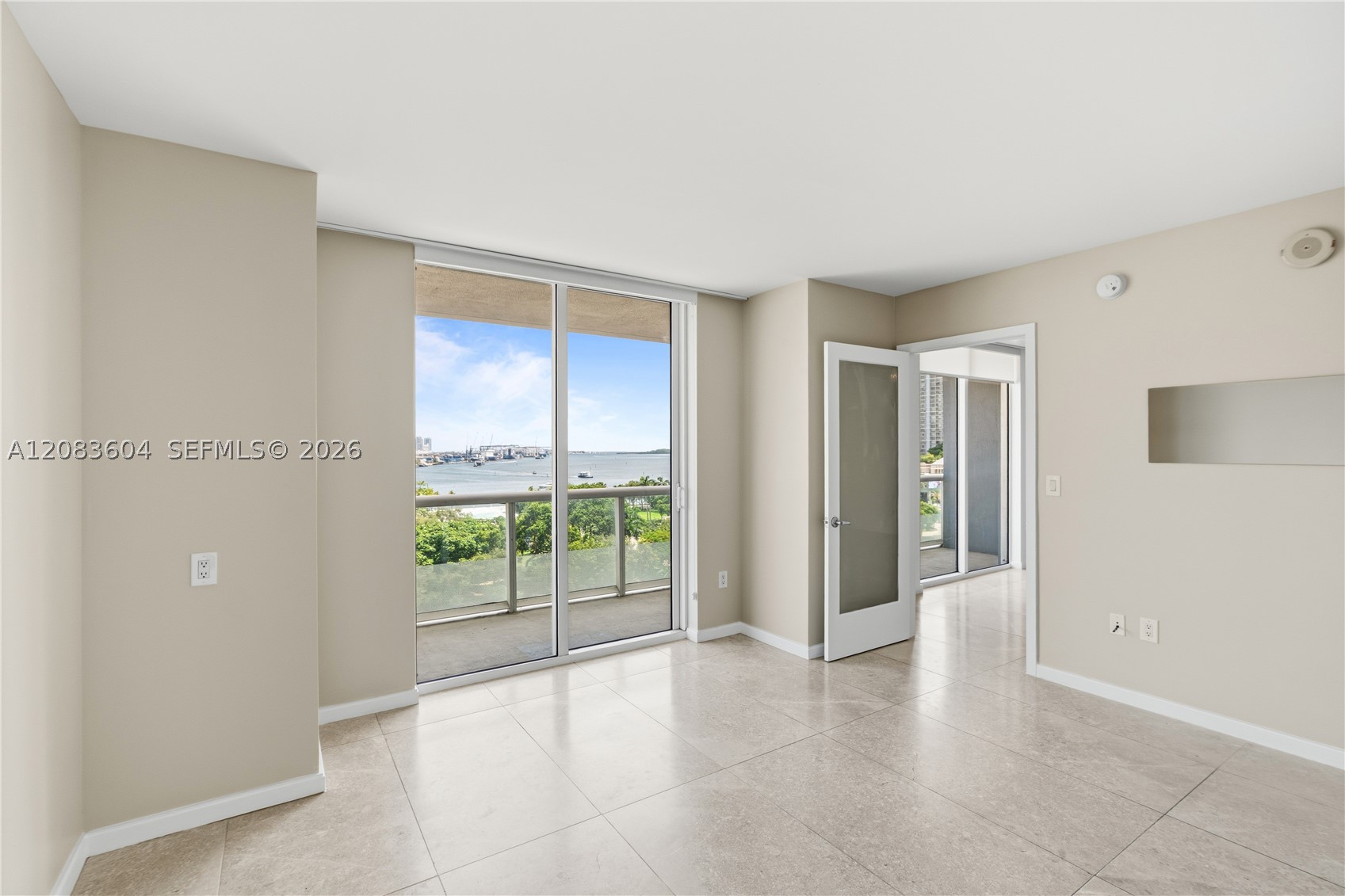 50 Biscayne Blvd 902 Property Photo 24