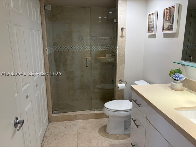 19707 Turnberry Way 4l Property Photo 14