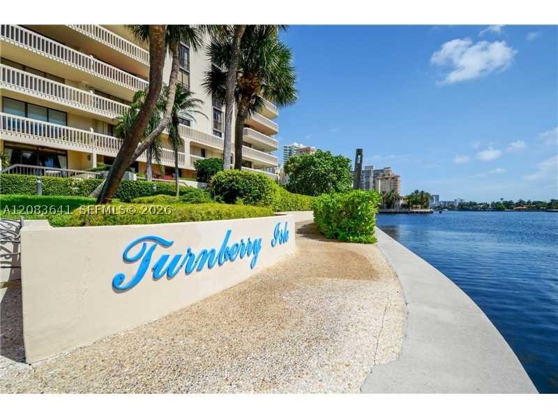 19707 Turnberry Way 4l Property Photo 25