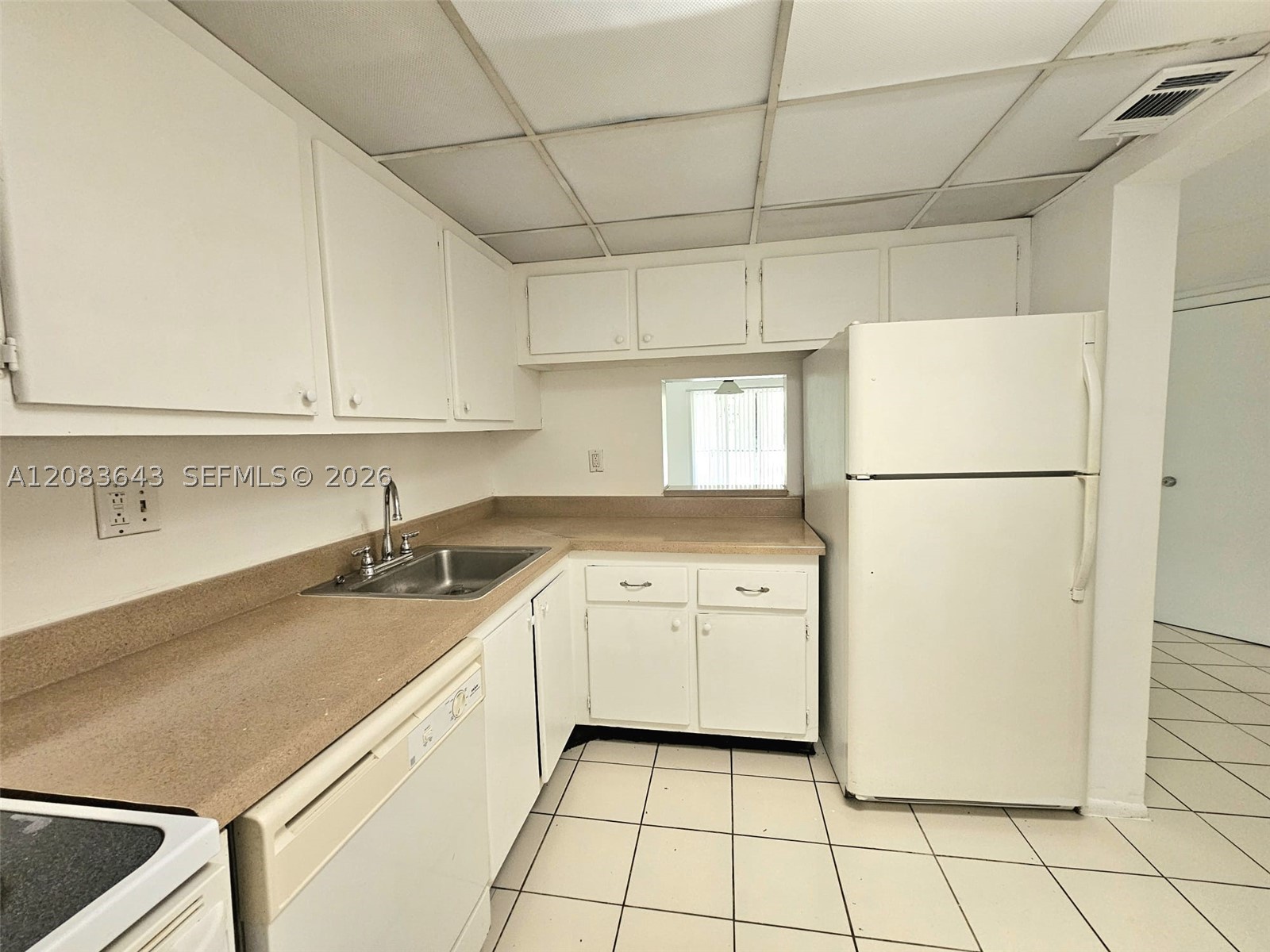 8001 Fairview Dr 206 Property Photo 5