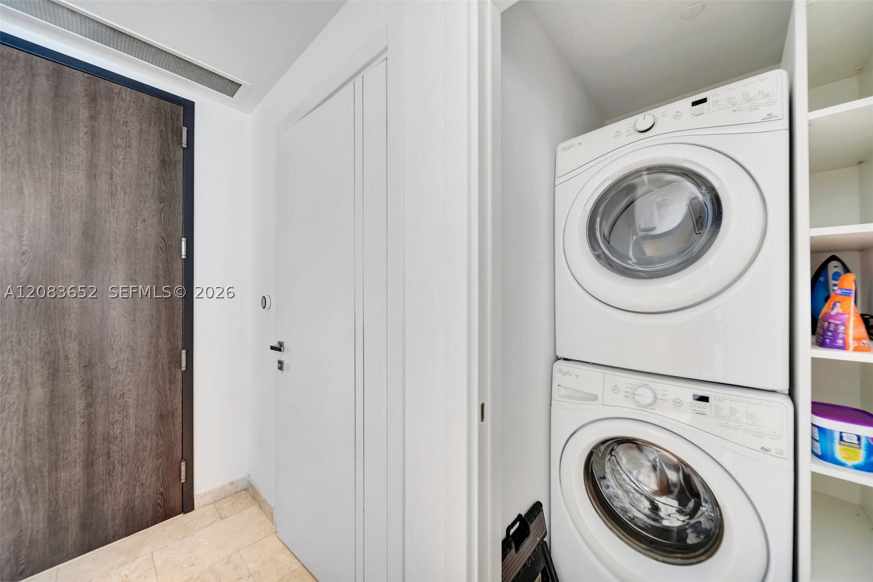 88 Sw 7th St 3203 Property Photo 38
