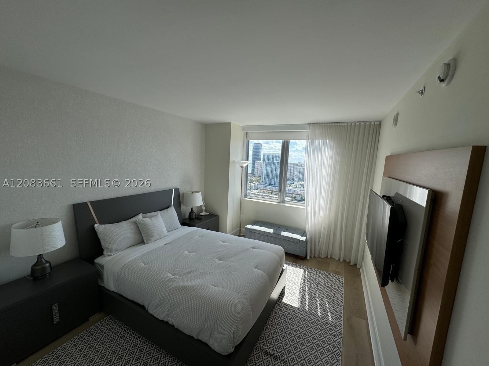 2600 E Hallandale Beach Blvd T2701 Property Photo 26