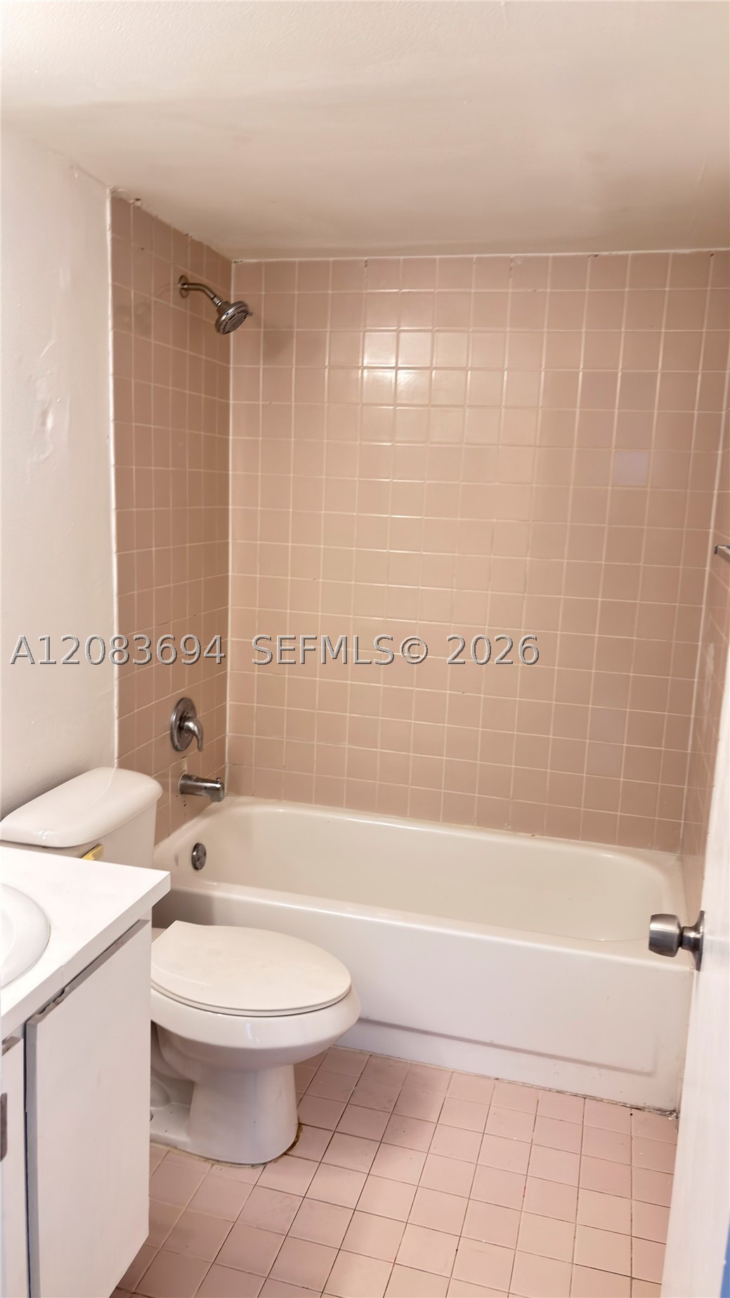 8240 Sw 210th St 101 Property Photo 7