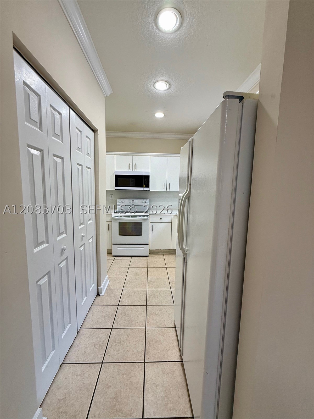 2601 Ne 41st Cir Property Photo 5