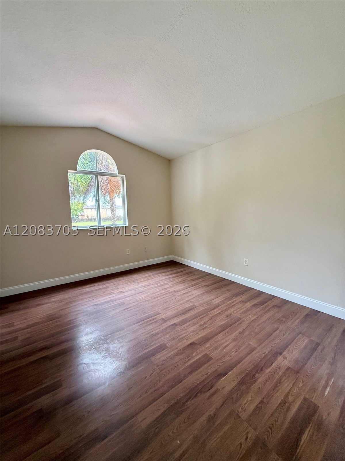 2601 Ne 41st Cir Property Photo 16