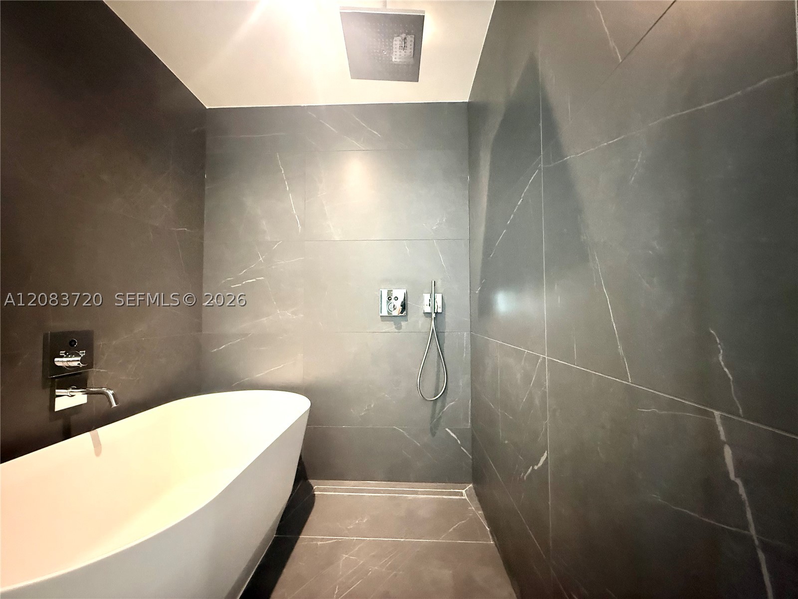 1400 Biscayne Blvd 1602 Property Photo 10