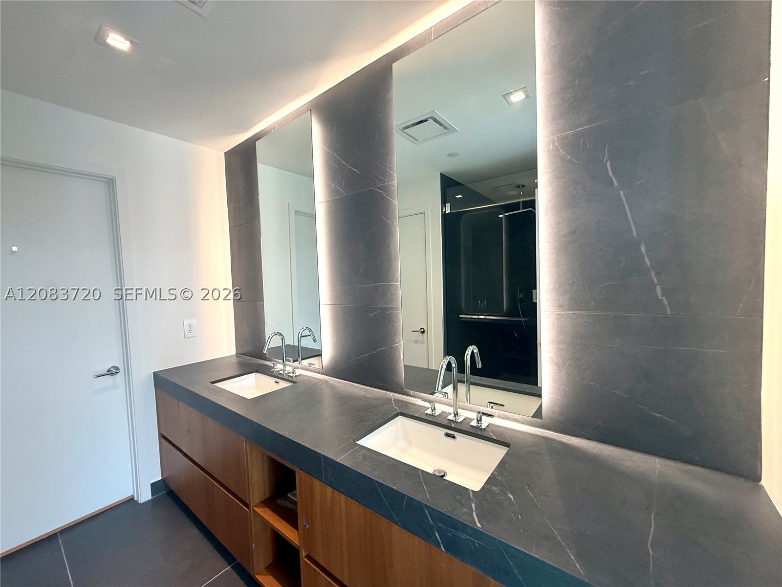 1400 Biscayne Blvd 1602 Property Photo 12
