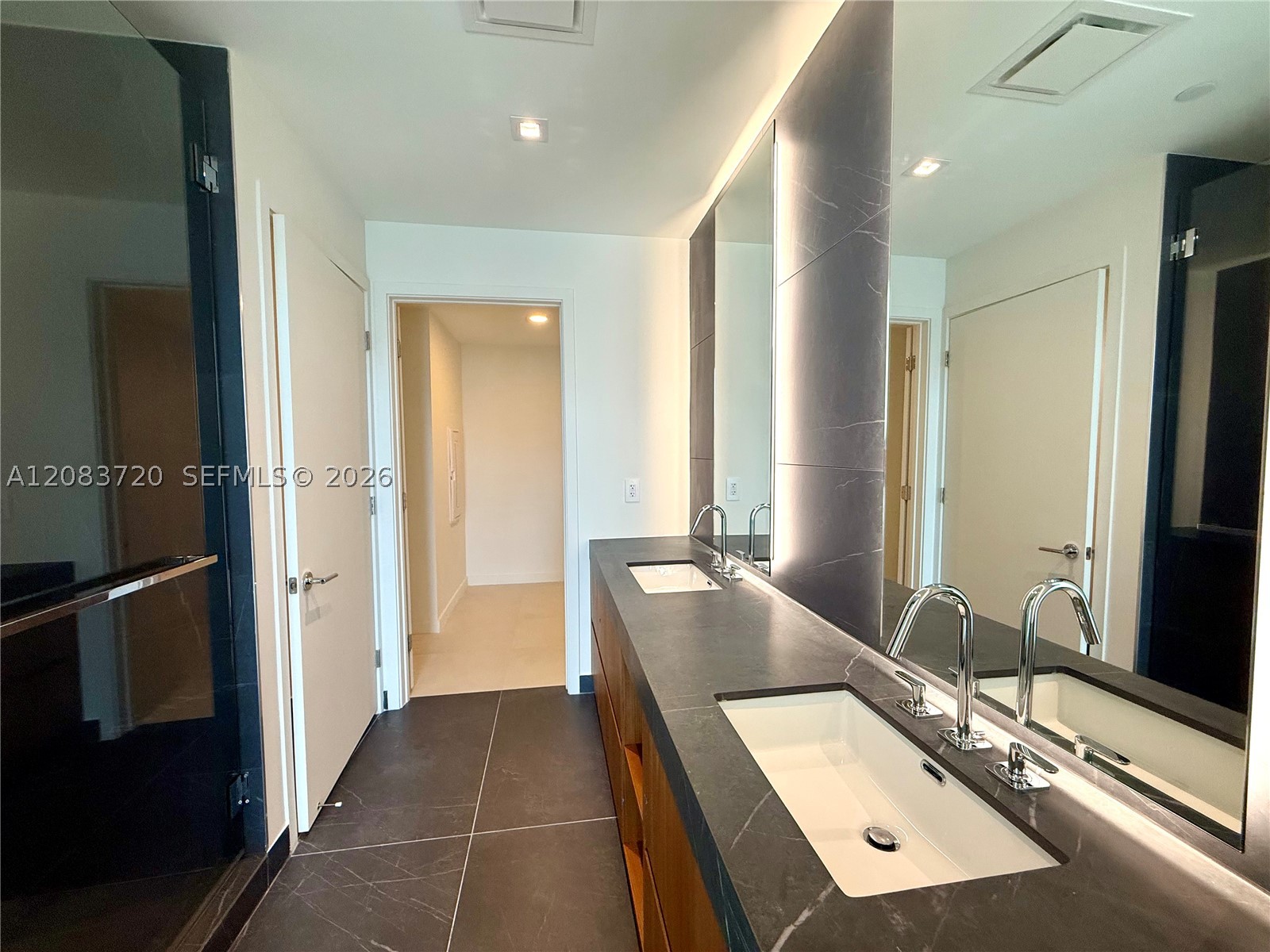 1400 Biscayne Blvd 1602 Property Photo 13
