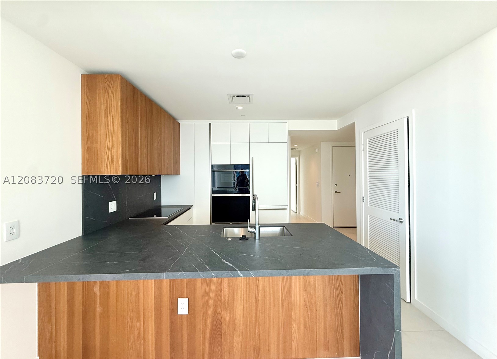 1400 Biscayne Blvd 1602 Property Photo 20